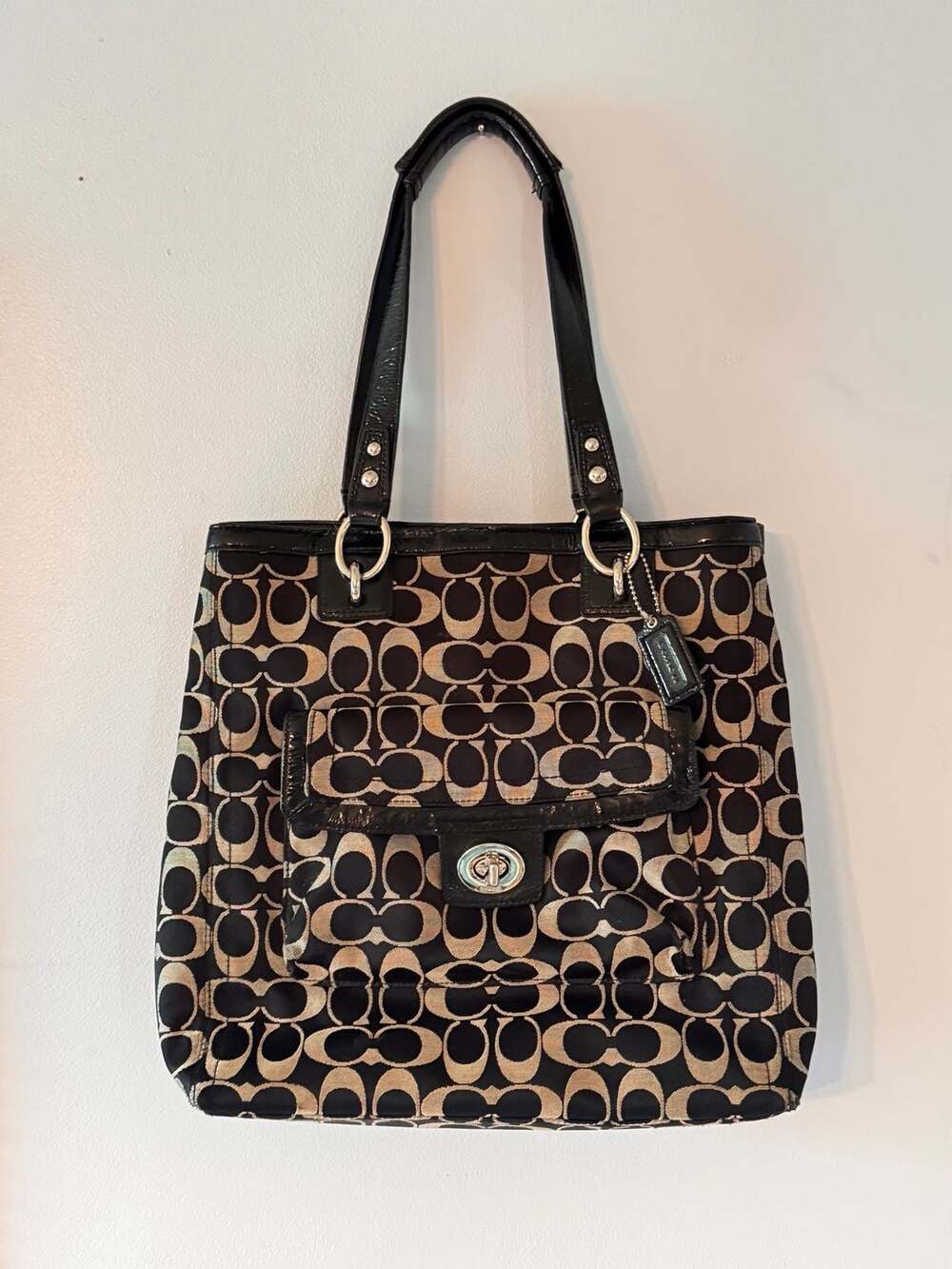 Coach Signature Tote Bag Y2K Office Siren Quiet Luxury Classic Monogram Carryall